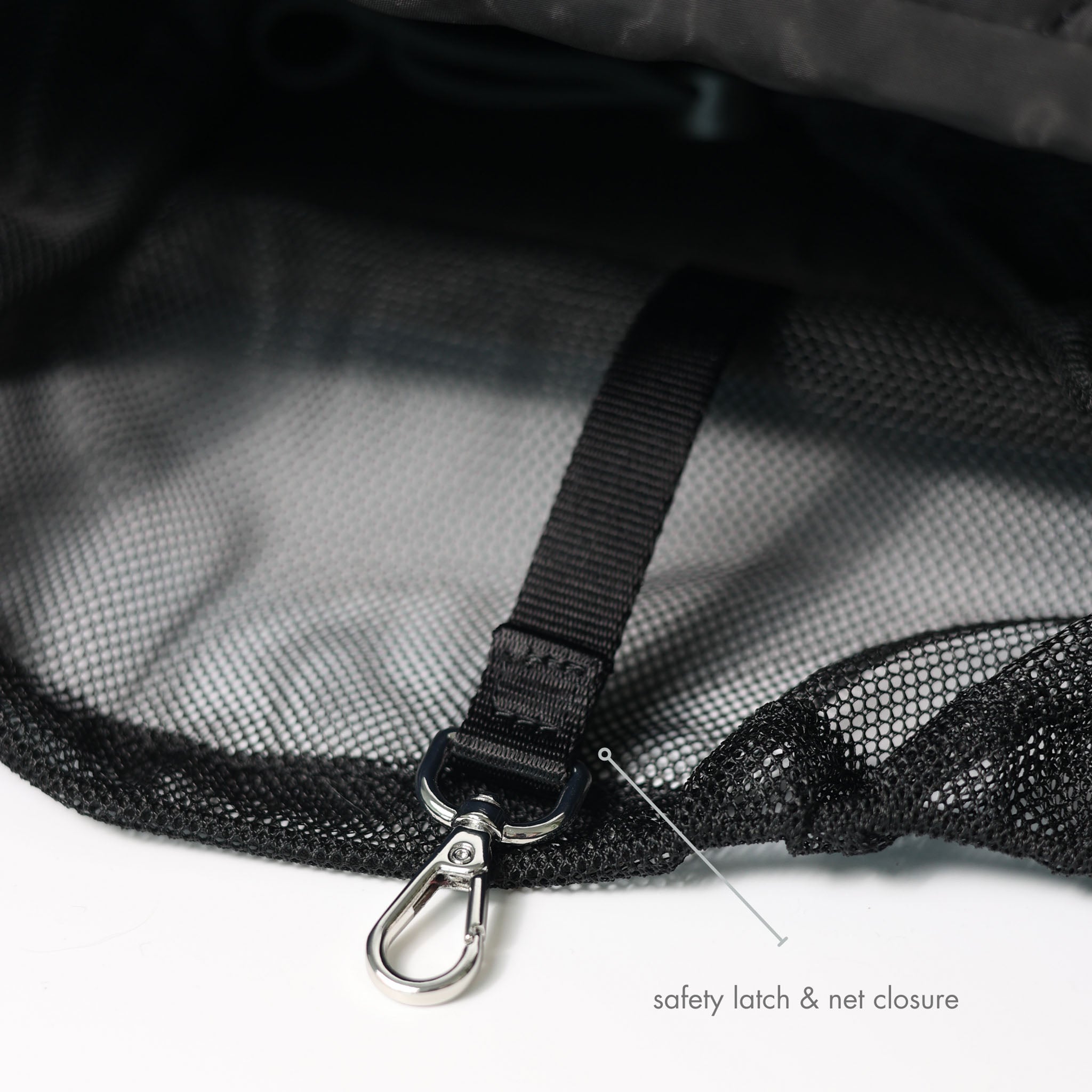 Cloud Crossbody Pet Carrier (Black) - Pups & Bubs