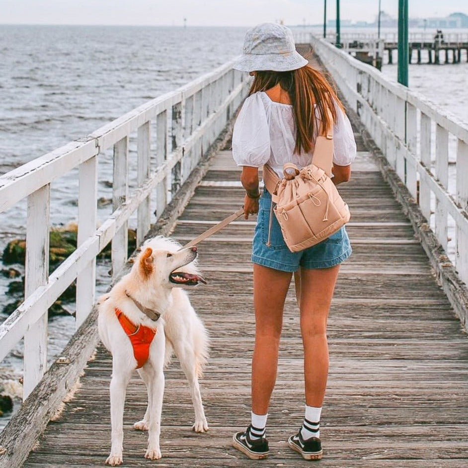 Everyday Dog Walking Bag (Latte) - Pups & Bubs