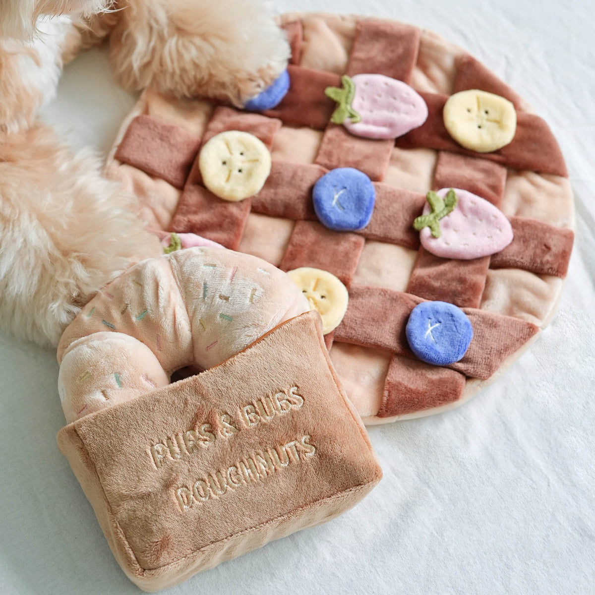 Fruity Delight Crêpe Snuffle Mat