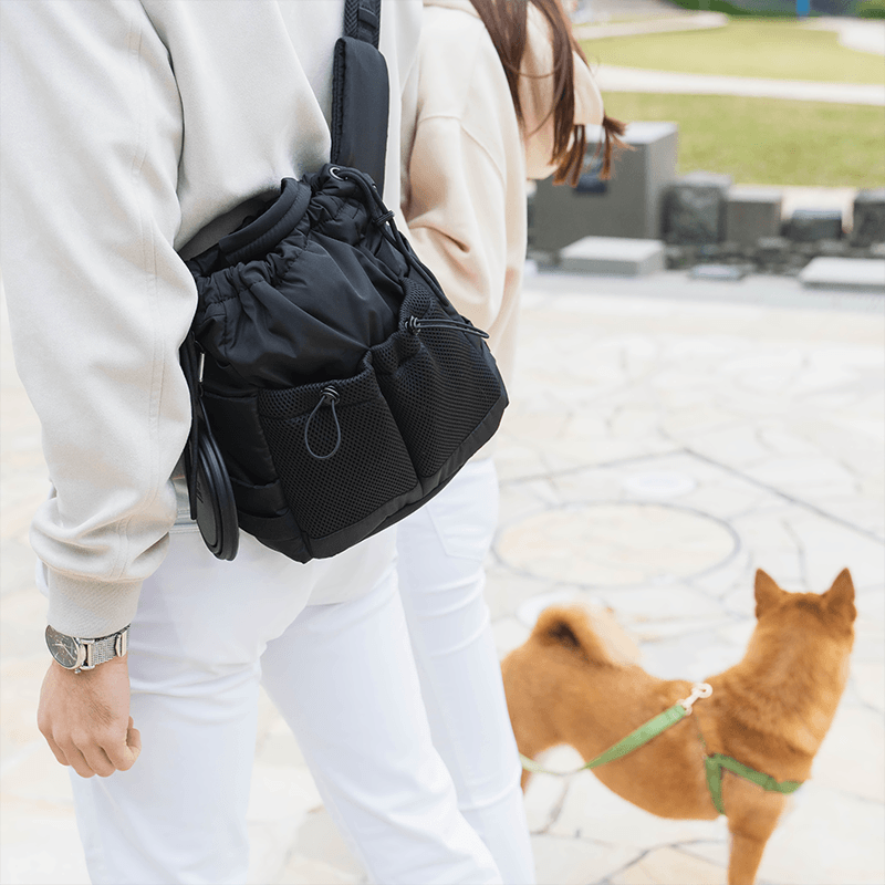 Everyday Dog Walking Bag (Black) - Pups & Bubs