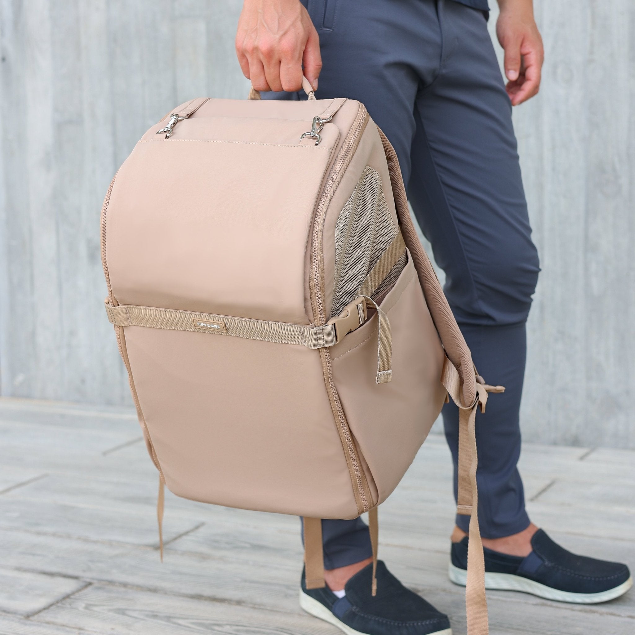 Traveler Pet Carrier Backpack (Black)